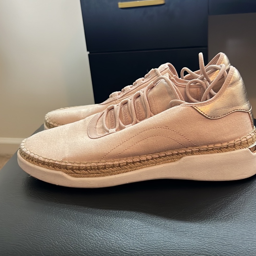 Michael Kors Finch Sneakers Lace up Tennis Soft Pink Rustic Braid canvas